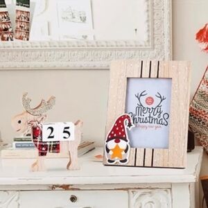 Oyaton Christmas Photo Frame and Reindeer Advent Calendar 2 Piece Set
